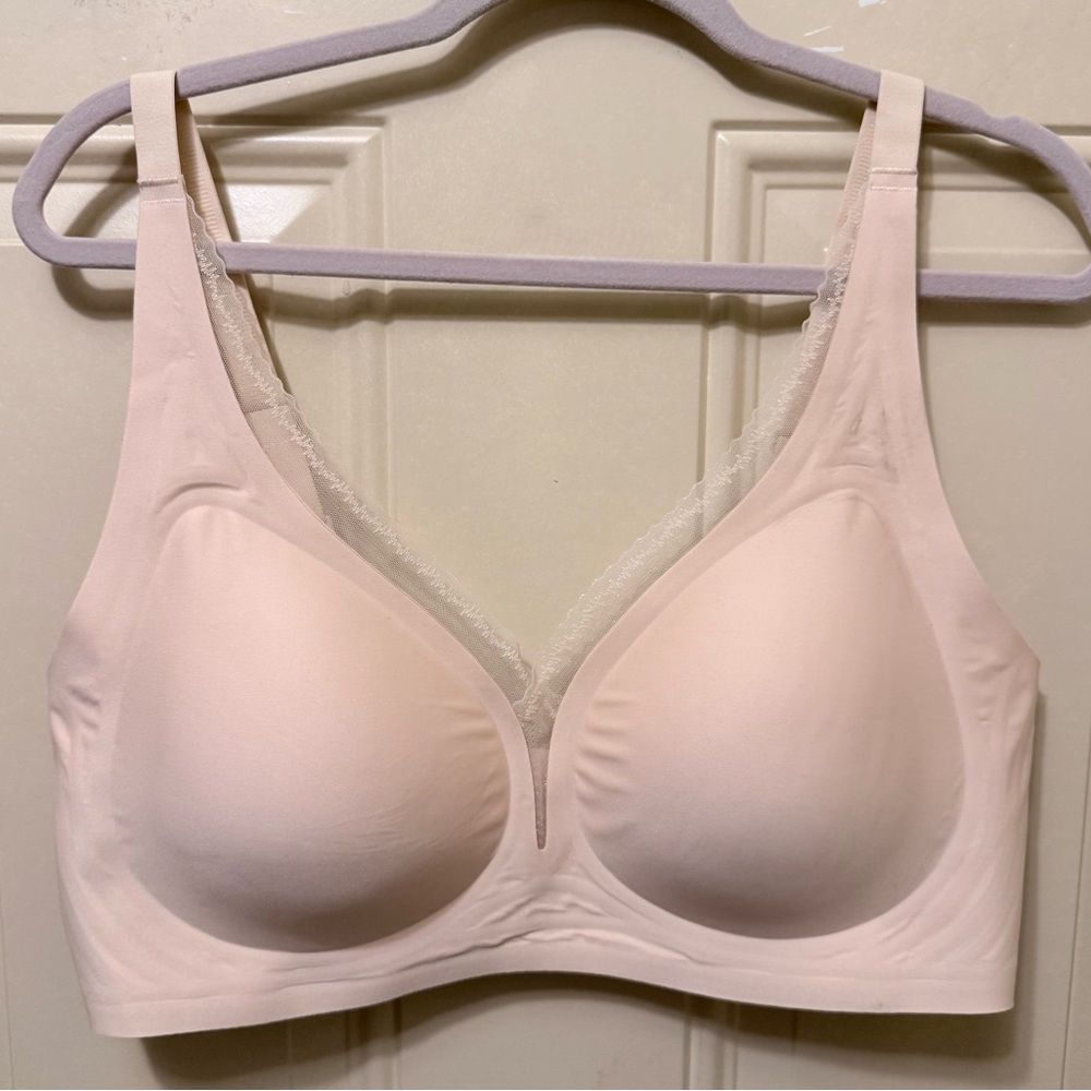 Cueply Bra in Pink with Lace Net Trim Size 3XL